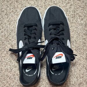 Nike black and white Court Legacy canvas sneakers